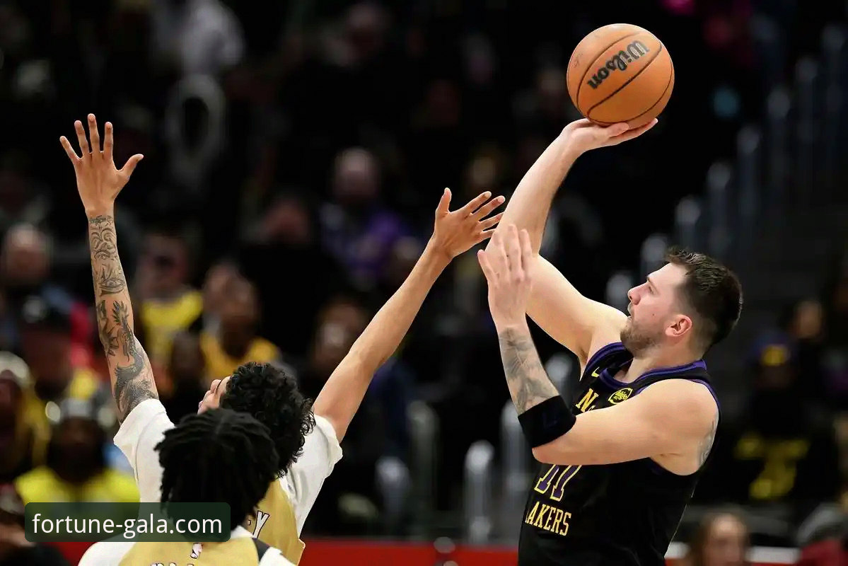 湖人进攻风暴深度解析：从东契奇单节21分看现代篮球的得分爆发力